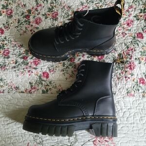 Dr. Martens Audrick 8-eye Platform Boots